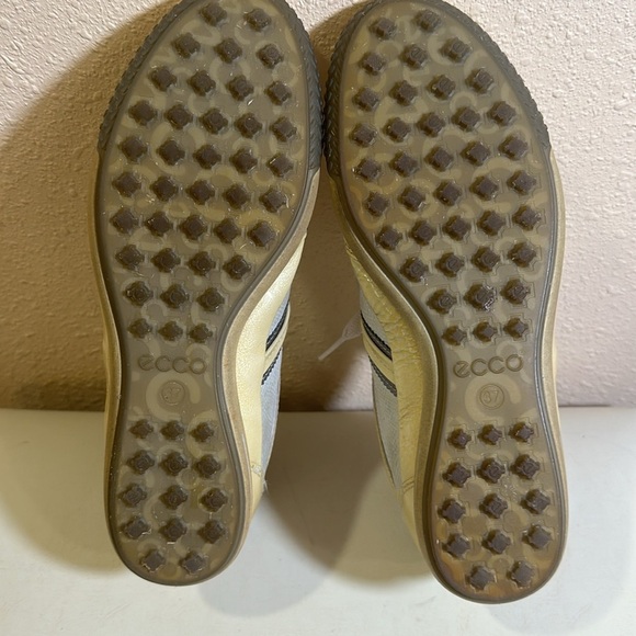 Ecco Hydromax Gold metallic lace up golf sneakers size 37 - Picture 6 of 6